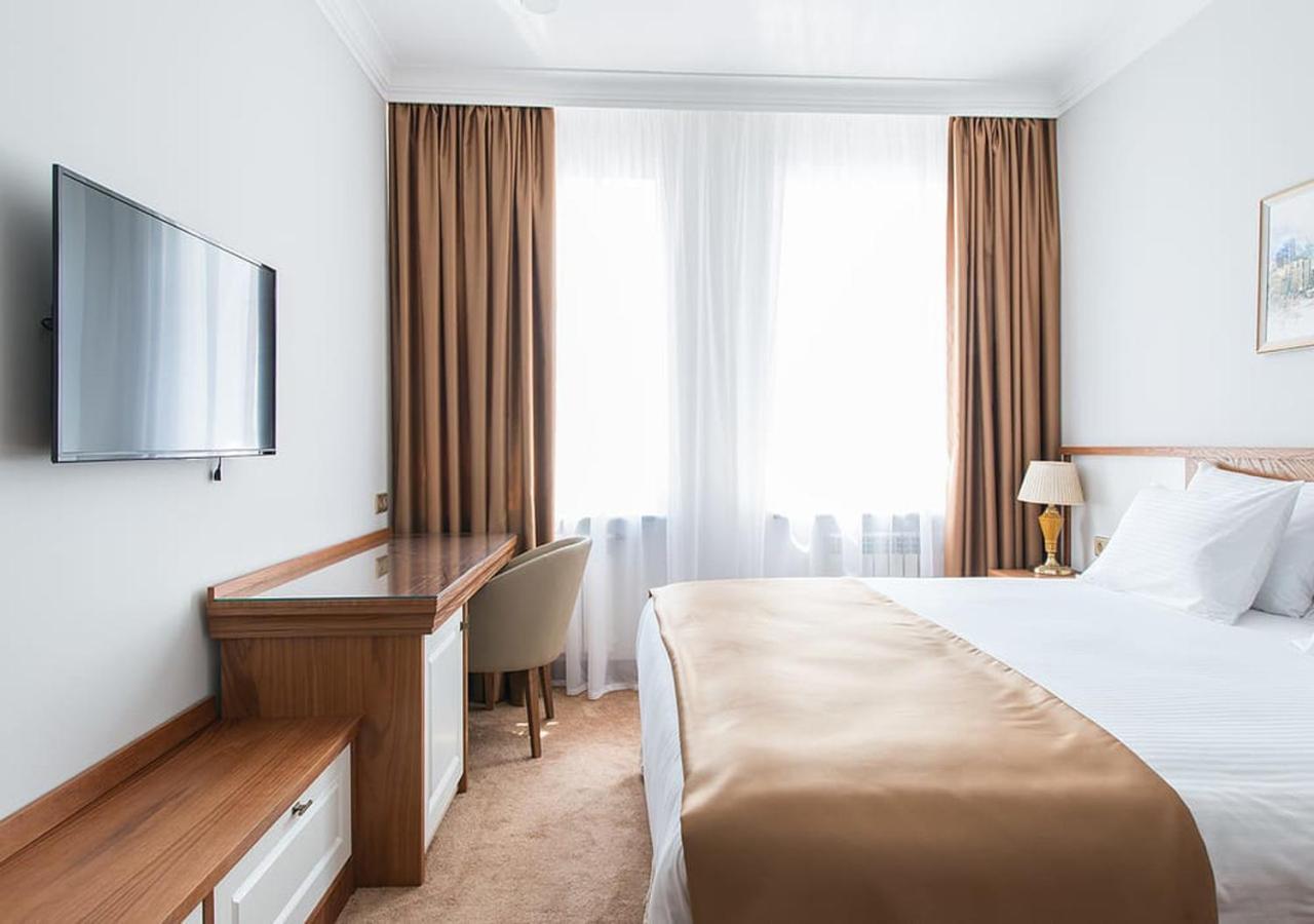 Boutique Hotel Kaspi Temirtau Luaran gambar